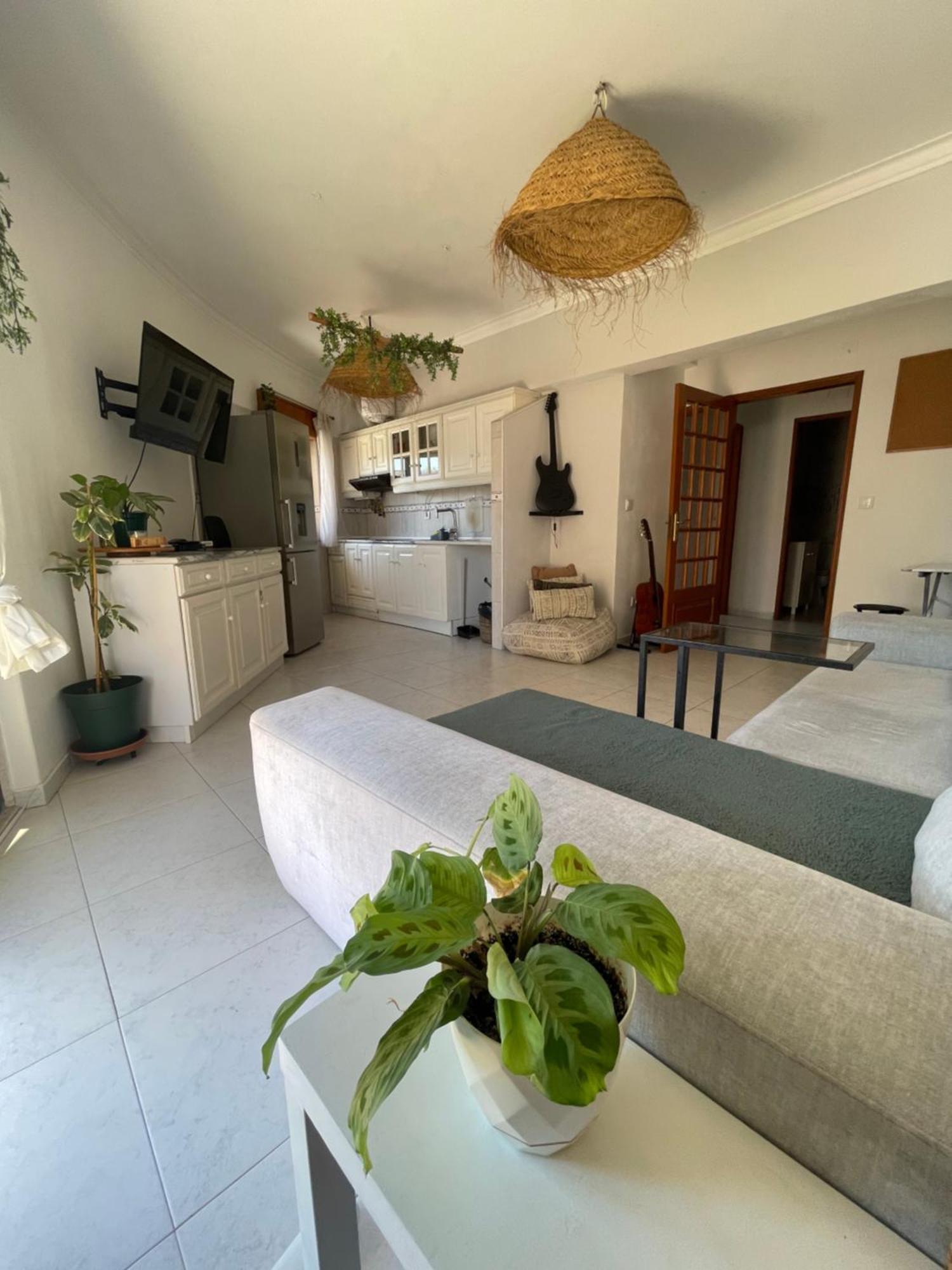 Апартаменты Apartamento Vista Praia E Mar- Кошта-да-Капарика Экстерьер фото